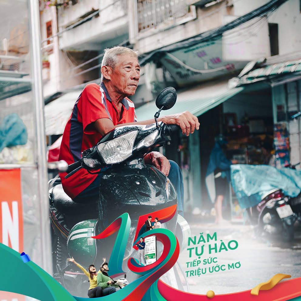 Artwork kỷ niệm FE Credit với người lao động